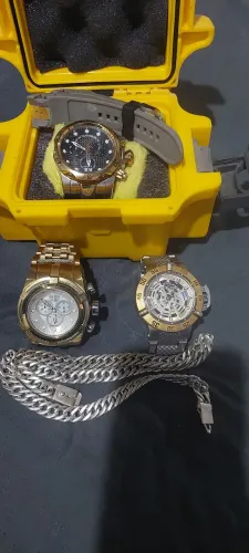 Troco invicta original por cordão de prata dependendo do cordão eu do dois relógio