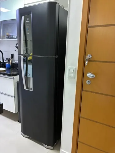 Geladeira Frost Free Electrolux 380L