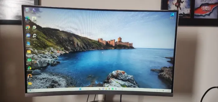 Monitor Samsung 27' Curvo