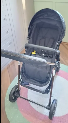 Carrinho de bebê 3x1 (NOVO)