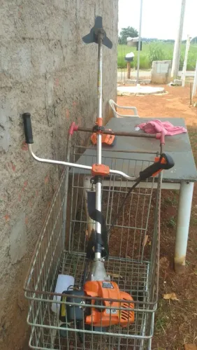 Vendo roçadeira 