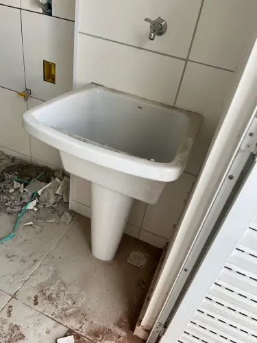 VENDO PIA e TANQUE
