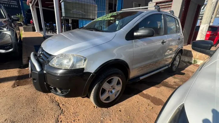 Volkswagen Crossfox 1.6 MI Total Flex 8V 5P 2006