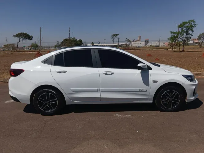 Chevrolet Onix Plus LT 1.0 12V Flex Mec. 4P 2020
