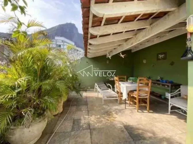 Apartamento - Duplex / Residencial / Lagoa