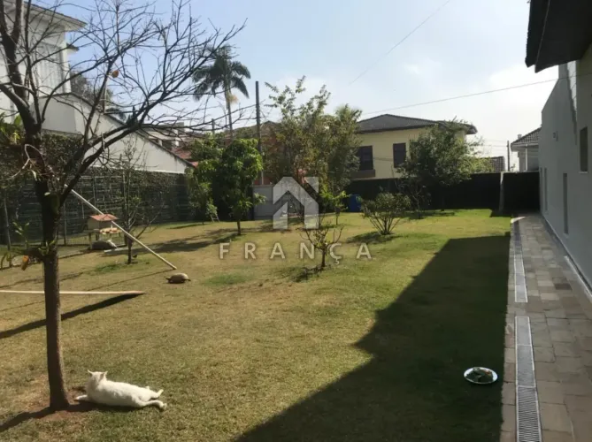 Terreno Condomínio em Jacareí