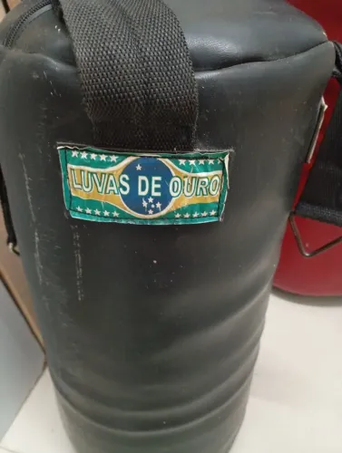 Saco de pancadas de 25k enchimento raspa de borracha .