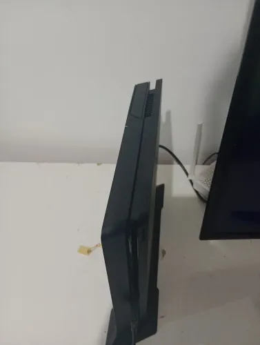 Ps4 slim