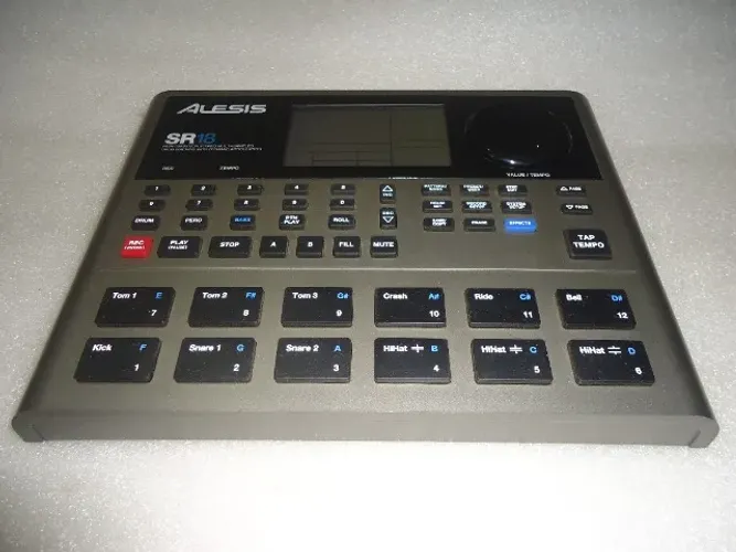 Bateria Alesis Sr18 100% Funcionando . Estado De Nova !!
