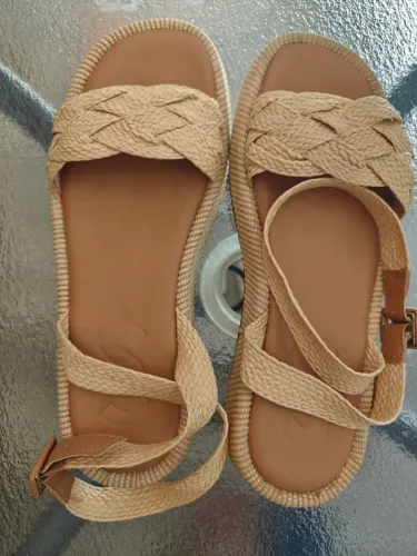 Sandália Papete Flatform Ráfia Sonho dos Pés - Nº 38 (Sem Uso)