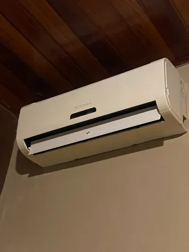 Vendo Ar-condicionado para retirada de peças