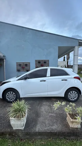 Hyundai HB20 Unique 1.0 Flex 12V Mec. 2019