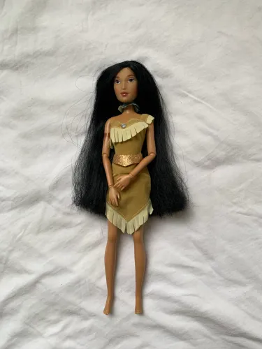 Boneca Pocahontas da Disney