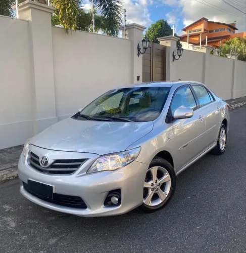 Toyota Corolla GLI 1.8 Flex 16V Aut. 2013