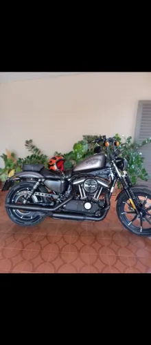 Harley Davidson 883