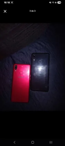 2 Samsung A10S ( pra aproveitar as peças)