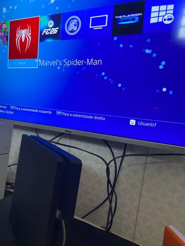 Ps4 slim desbloqueado cheio de jogos 2 controles 