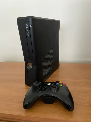 Xbox 360 e controle - retirada de peças