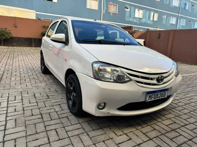 Toyota Etios XS 1.5 Flex 16V 5P Mec. 2015