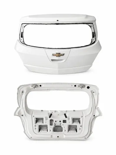 Tampa traseira chevrolet ônix