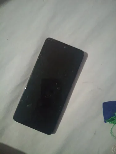 Celular só com Atela quebrada com 250 gb