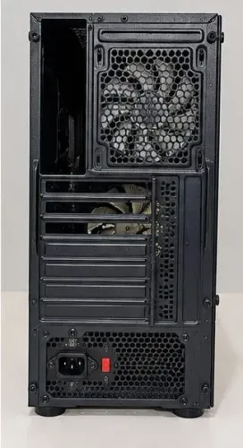 Gabinete Gamer com 4 fans inclusos