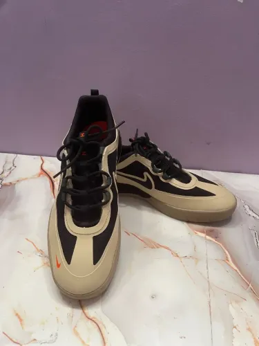 Nike SB Nyjah 3 Premium original, praticamente NOVO e muito bem conservado!