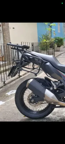 Suporte Baú Lateral Versys 300 chapam