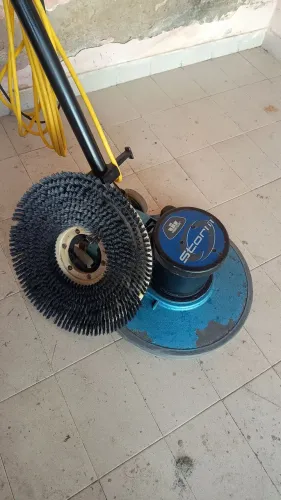 ENCERADEIRA INDUSTRIAL
