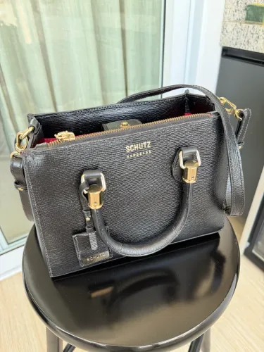Bolsa Schutz