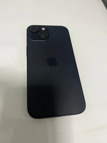 iPhone 15 128GB