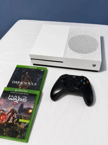 Xbox One S 500Gb + Controle original