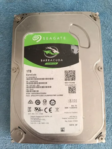 HD 1TB Barra Cuda p Backup usado