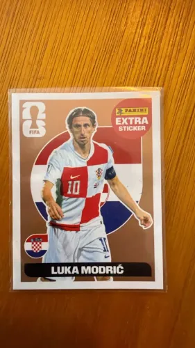 FIGURINHA LEGEND MODRIC BRONZE