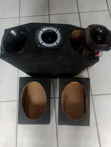 Kit som automotivo