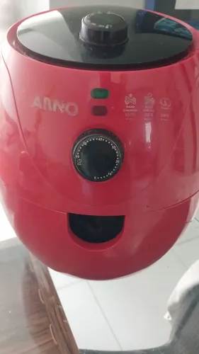 Air fryer ARNO Ótimo estado com detalhes