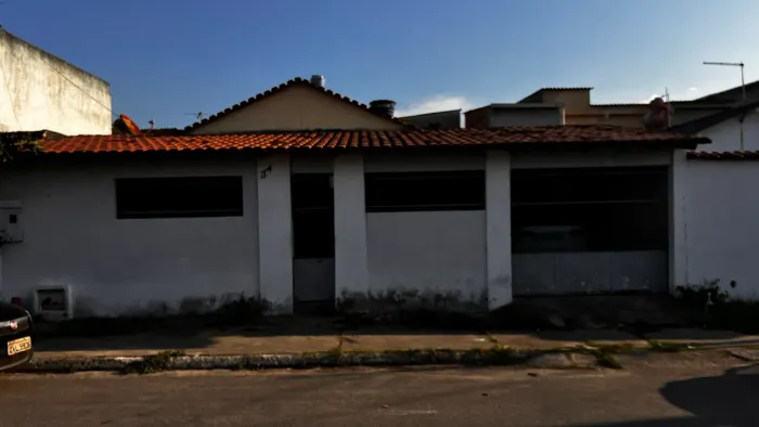 ALUGUEL CASA 3 QUARTOS EM SERRA DOURARA 3