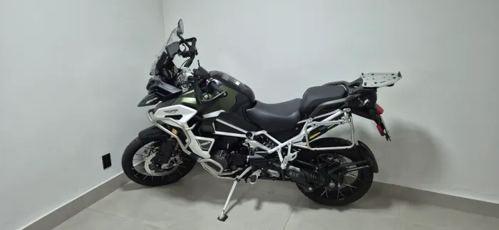 Triumph Tiger 1200 rally explorer