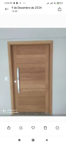 Colocador de portas
