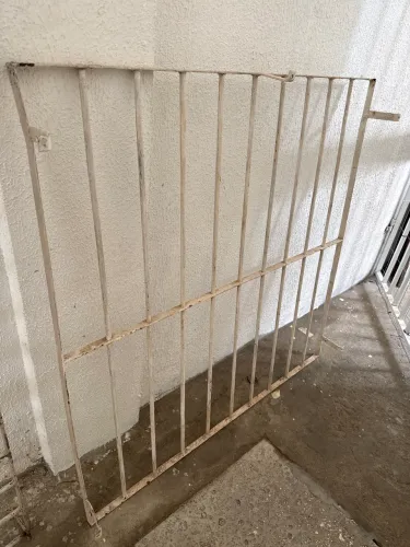 Grade em vergalhão de aço para janela
