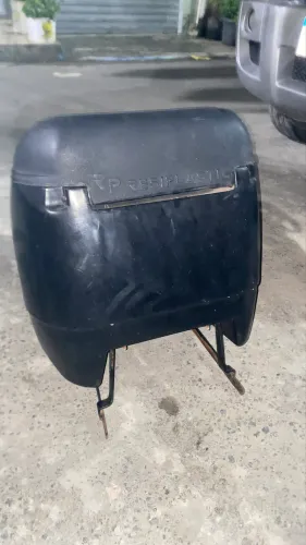 Vendo baú pra moto 