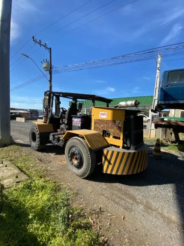 empilhadeira 7 toneladas