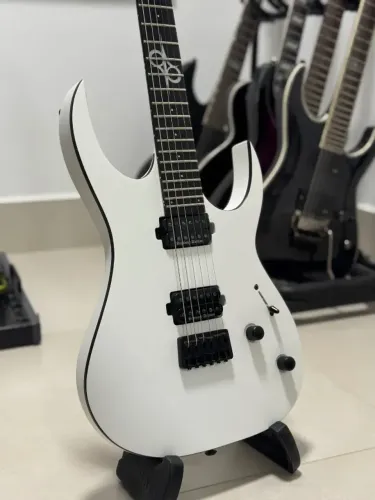 Guitarra Solar S2.6w Com Seymour Duncan Black Winter