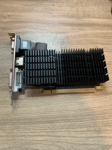 R5 220 2Gb vram ddr3