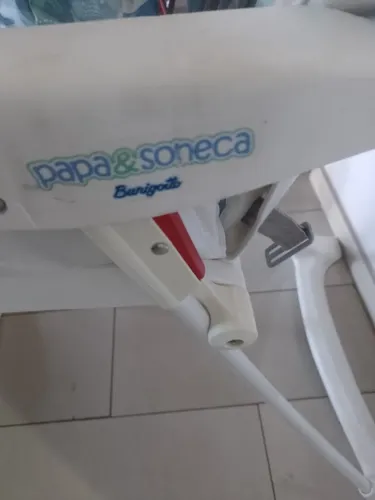 Cadeirinha de papinha Burigotto