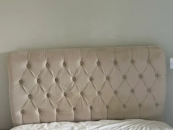 Cabeceira de cama toque de classe 