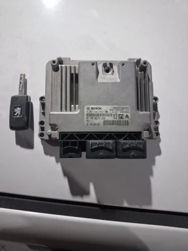 Módulo Peugeot 3008 0261s046160261 S04 616 ( Desbloqueado ) (Usado)
