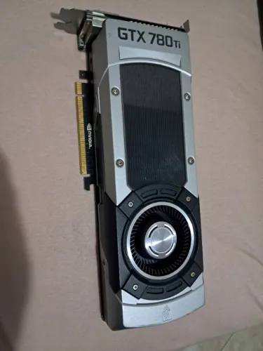 Asus GTX 780 Ti Founders - CONSERTO OU PEÇAS - IDEAL P/ TÉCNICOS
