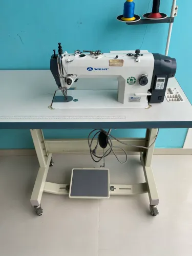 "Máquina de Costura Reta Sansei Transporte Duplo Direct Drive - Excelente Estado"