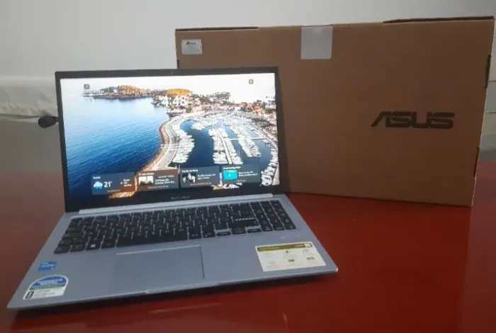 Notebook ASUS Vivobook 15 i5 12ª Geração, 8GB RAM, SSD 256GB, Tela IPS Full HD